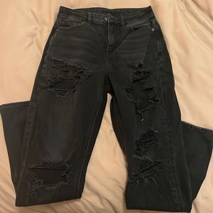 American eagle black skinny distressed jeans